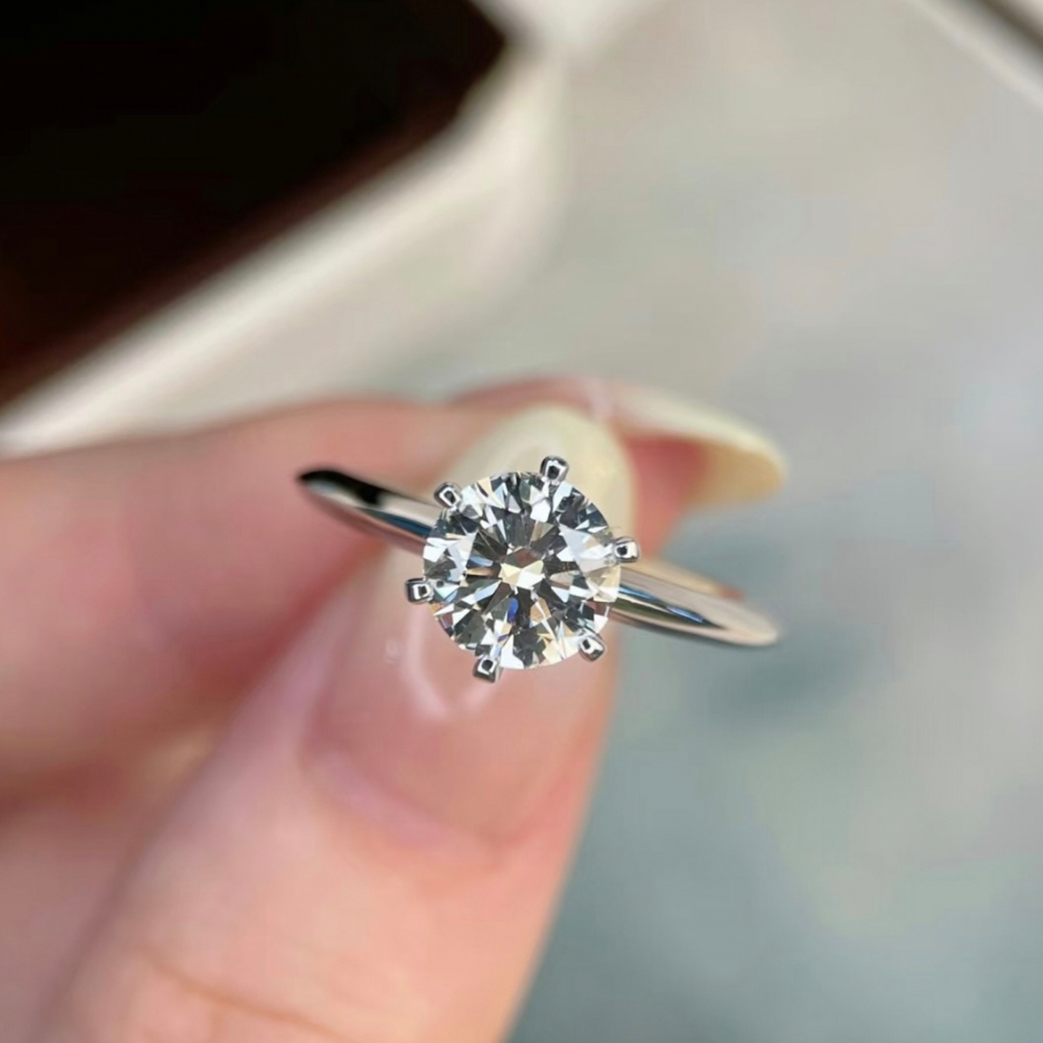 Raisove PT950鉑金 1.01cts 優雅六爪鑽戒培育鑽石戒指 D色(R-003)