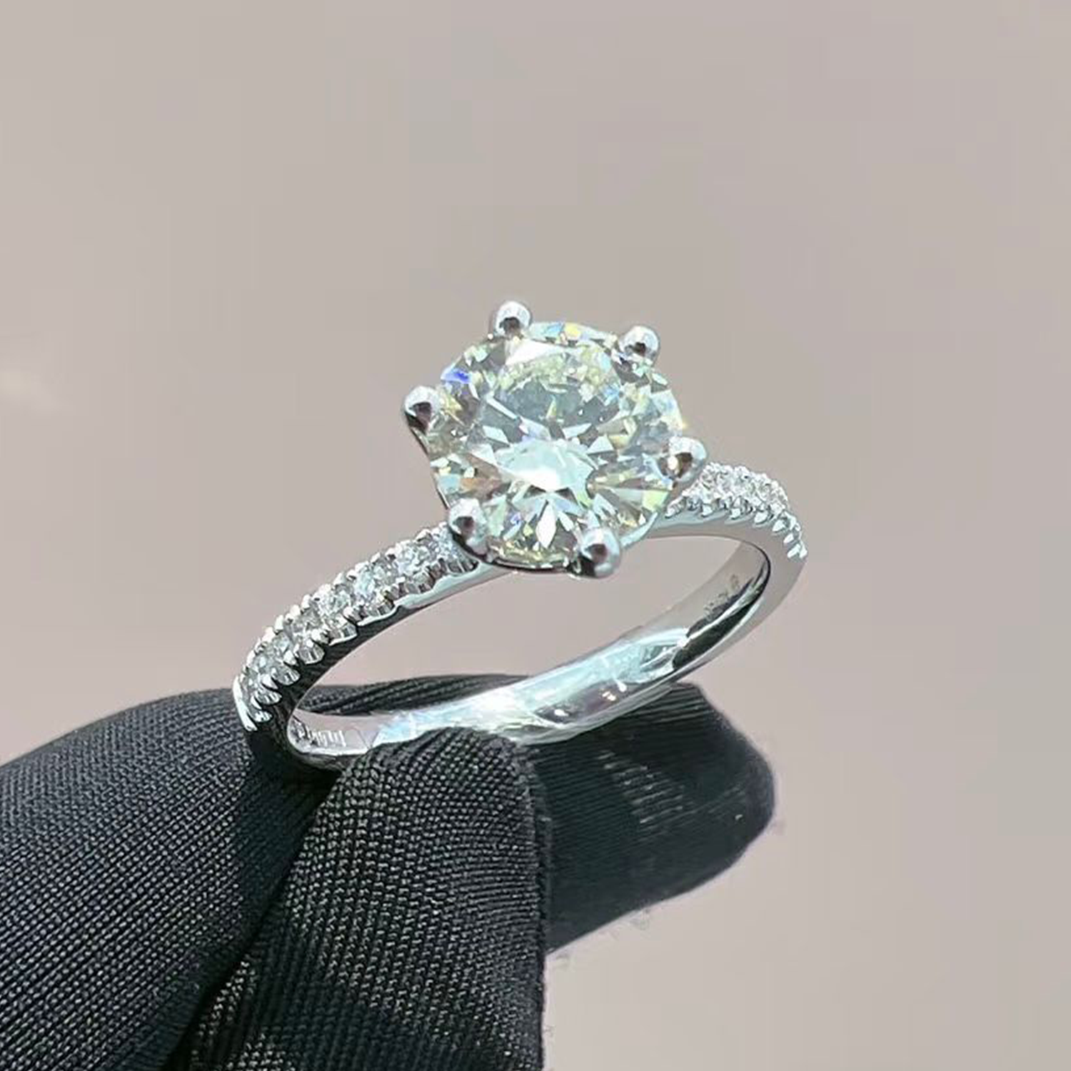 Raisove PT950鉑金 1.52cts 祖母綠切割培育鑽石戒指 D色(R-026)